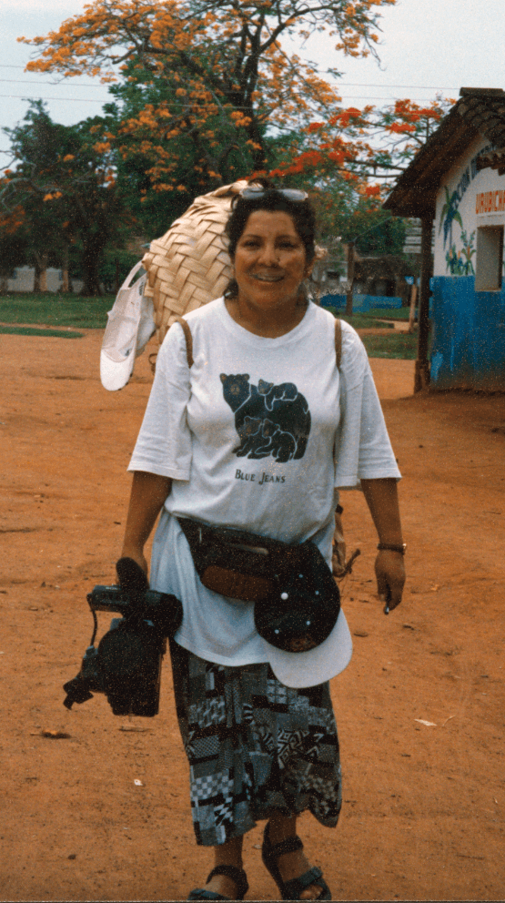 Liliana de la Quintana en una filmación en el Oriente Boliviano. Gentileza de Nicobis.